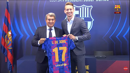 🎥 | Kijk hier LIVE naar de presentatie van Luuk de Jong bij FC Barcelona