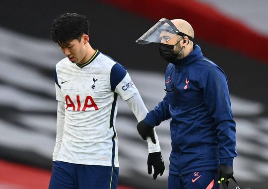 Mourinho wijt blessure van Son aan overbelasting: 'Ik gaf hem rust, maar dan speelt hij alsnog een uur'