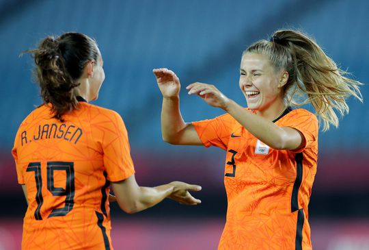 🎥 | Samenvatting: kijk hier de knotsgekke 10-3 overwinning van de Leeuwinnen terug