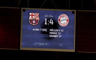 🎥 | 1-4! Bayern München dendert door: 'Elke bal naar voren is een kans!' 😱