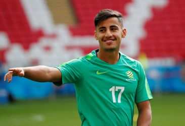 Arzani beleeft dramadebuut bij Celtic met zware knieblessure