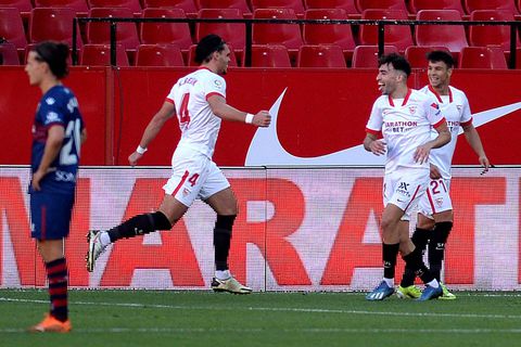 Sevilla staat door zege op Huesca gewoon (even) boven Barcelona