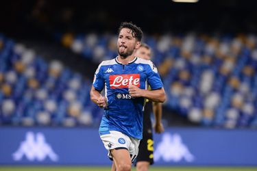 Dries Mertens lacht om mislukte voorspelling van Italiaanse coach