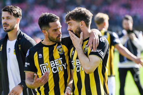 Weer een knieblessure erbij: deze spelers mist Vitesse voor het uitduel bij Feyenoord