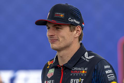 Max Verstappen weet nog niet of hij gaat winnen: 'Daar is deze auto niet goed in'