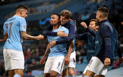 Manchester City wint ook thuis van blunderend Real Madrid en staat in kwartfinale