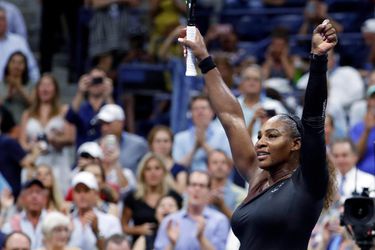 Serena Williams wint van 'angstgegner' en is halve finalist US Open