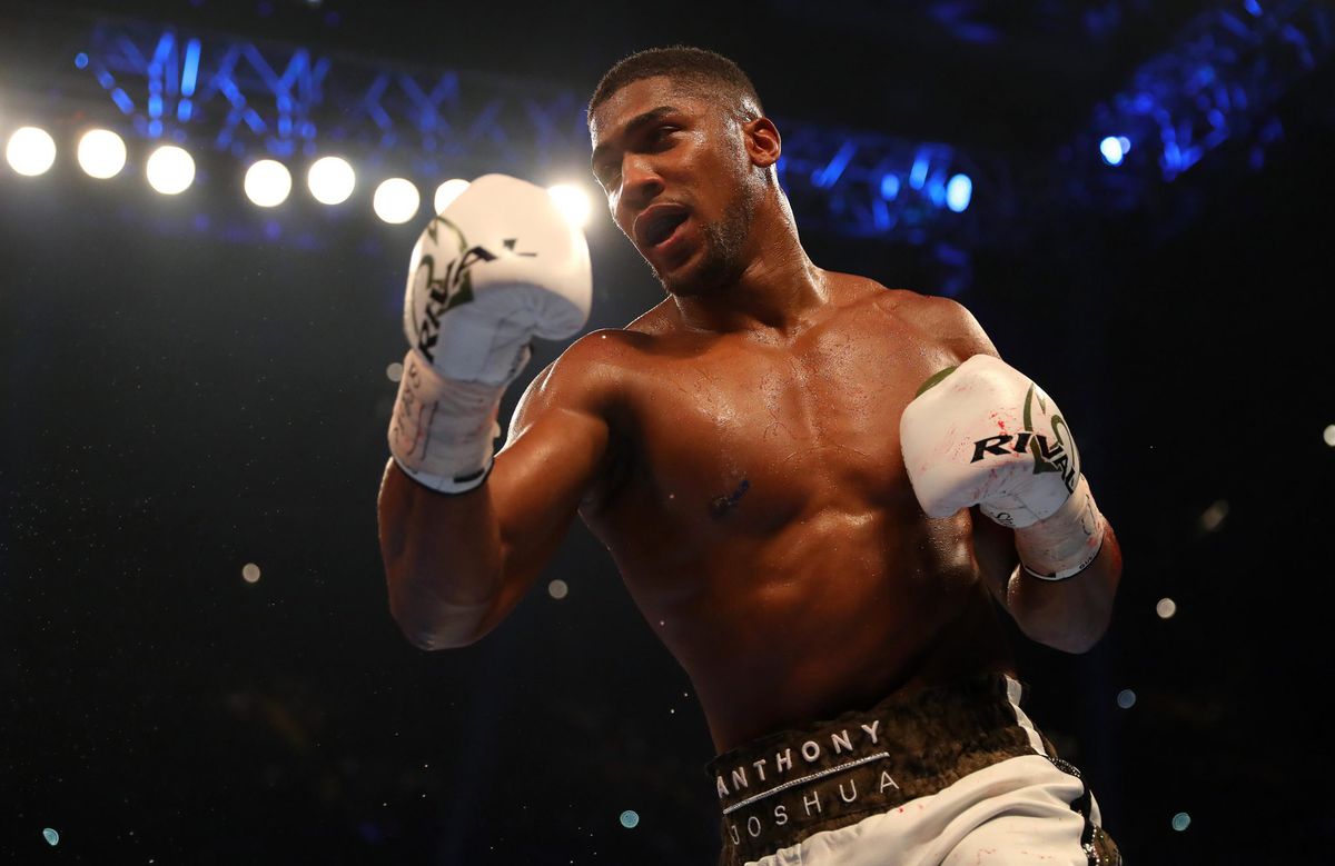 Mega-titelgevecht tussen Joshua en Wilder in volgepakt Wembley