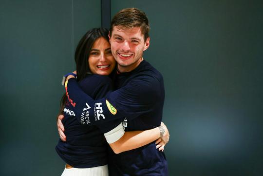 📸​| Tijd voor een feestje! Zo vierde Max Verstappen zijn 3e wereldtitel op rij