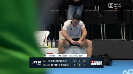 🎥 | Tallon Griekspoor doet landgenoot na en stoot door naar 2e ronde ATP-toernooi in Basel