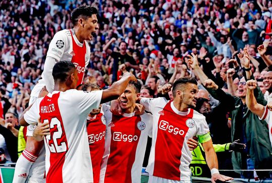 Turkse media wijzen ook naar penaltymoment: 'Een schandalige beslissing'