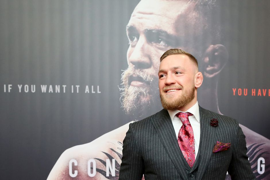 Conor McGregor doneert 12.000 euro voor behandeling 1-jarig, ziek meisje