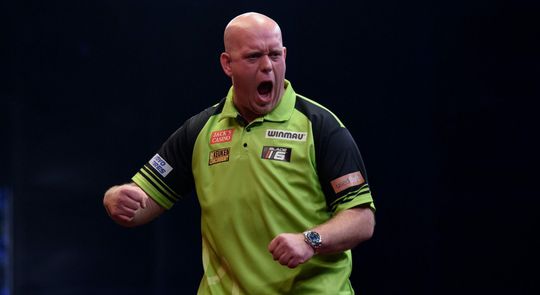 ROAAARR! Michael van Gerwen brult het uit na 2e toernooizege van het jaar