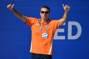 Bondscoach waterpolosters Arno Havenga door collega's benoemd tot coach van het jaar