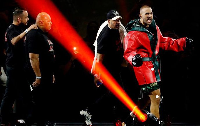 Badr Hari test positief op corona: GLORY 76 gaat niet door