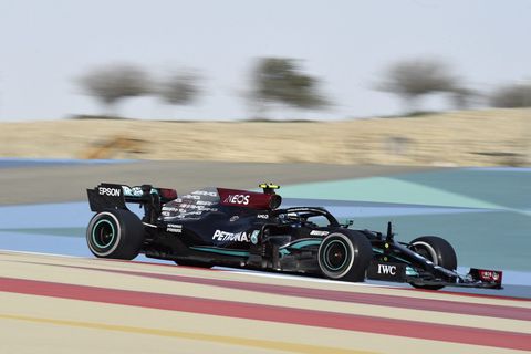 Verstappen blijft binnen op 2e testdag, Bottas noteert snelste tijd