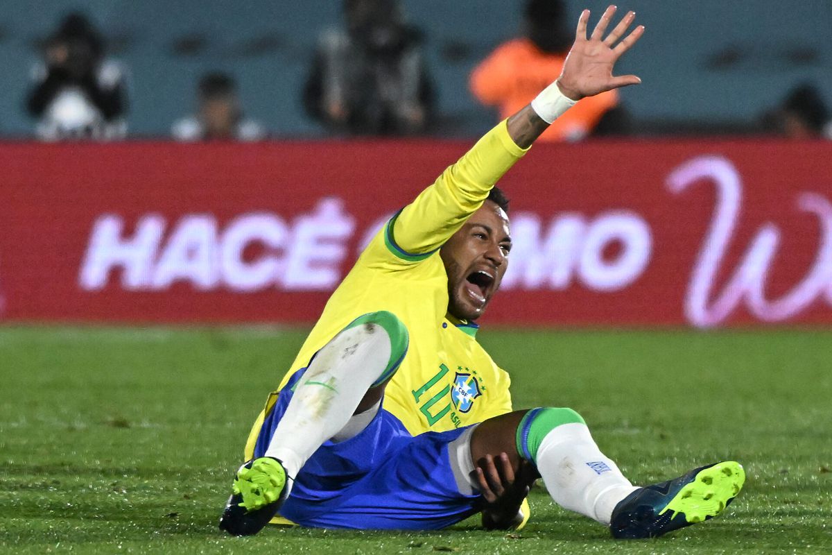 Neymar intens verdrietig na heftige blessure: 'Ergste moment uit mijn leven'
