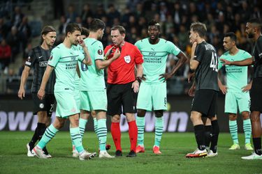 Reacties op rode kaart Ibrahim Sangaré tegen Sturm Graz: 'Is geen eens een kaart'