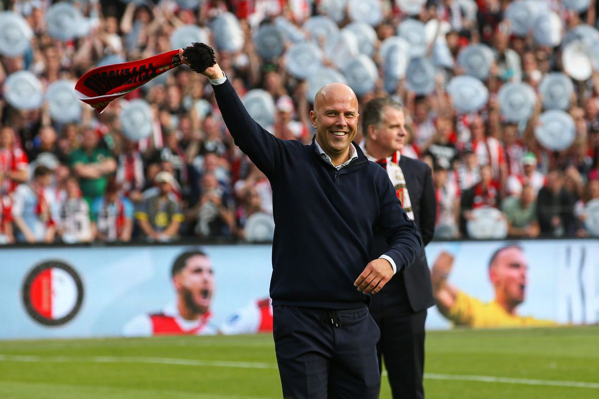 Dit zijn de opstellingen van Feyenoord en Go Ahead bij de opening van het Eredivisie-weekend