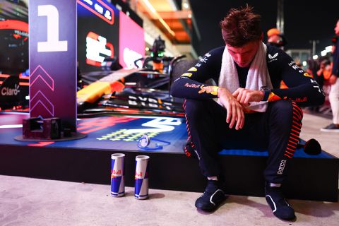 FIA komt met reactie op omvallende coureurs door hitte bij GP Qatar: 'Dit moet voorkomen worden'