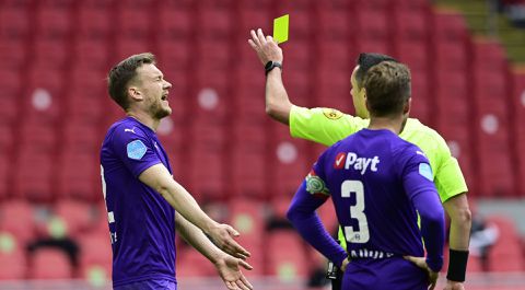 Gijp begrijpt NIKS van pingel Ajax: 'Die Alvarez schiet hem naar de cornervlag'