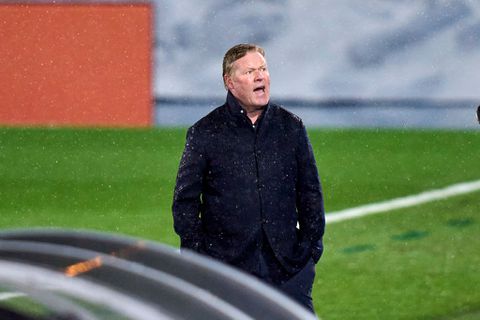 Ronald Koeman vindt vragen over zijn positie vreemd: ‘Ik weet waar ik sta’