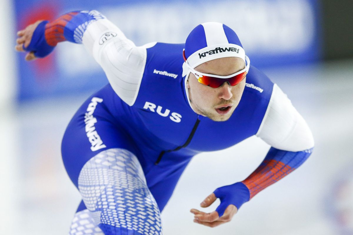 Kulizhnikov schaatst in baanrecord naar EK-goud op de 1000 meter, Krol 2e
