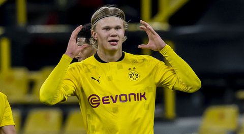 Haaland voert weer een showtje op en schakelt in z'n uppie Sevilla uit