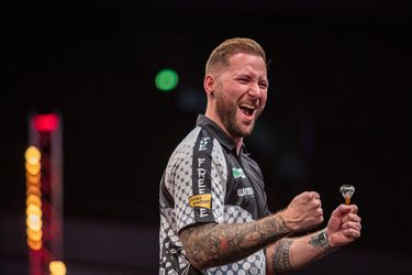 Danny Noppert en Martijn Kleermaker pakken laatste tickets voor Grand Slam of Darts, Barney ontbreekt