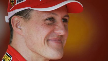 'Michael Schumacher weer bij bewustzijn na geslaagde operatie'