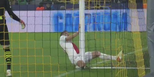 🎥 | Met gevaar voor eigen leven: Dusan Tadic maakt gelijk tegen Dortmund