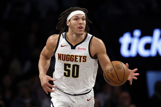 NBA-speler Aaron Gordon gebeten door hond bij kerst: 21 hechtingen voor verwondingen