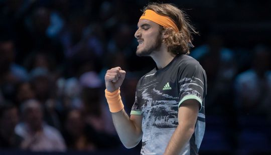 Tsitsipas zorgt voor heerlijke comeback en wint ATP Finals