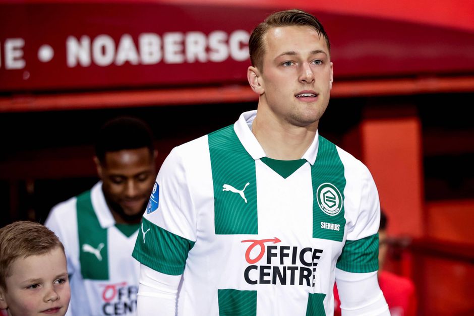 Zuur! Kai Sierhuis valt al na 13 minuten uit bij Reims-debuut