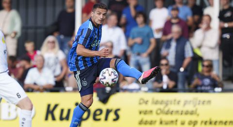 Dusan Tadic neemt zorgen weg bij Ajacieden: 'Heb te veel plezier om weg te gaan'