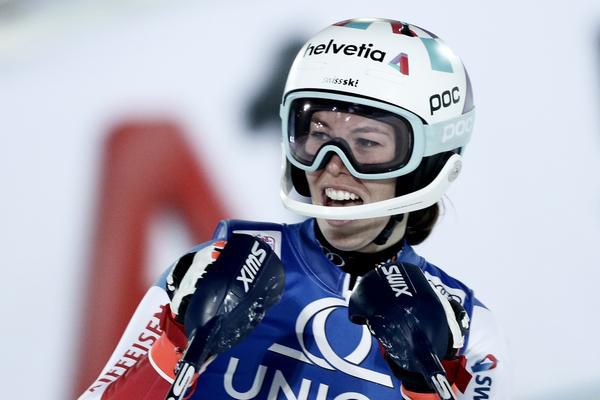 Michelle Gisin beëindigt deze bizarre reeks in de wereldbeker slalom