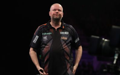 Raymond van Barneveld: 'Ik zit al 4 jaar in een depressie'