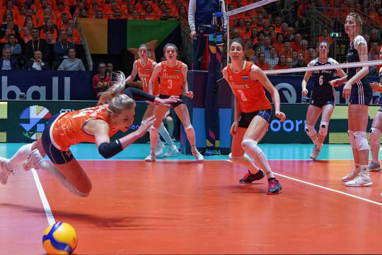 Duidelijke nederlaag voor volleybalsters op het EK
