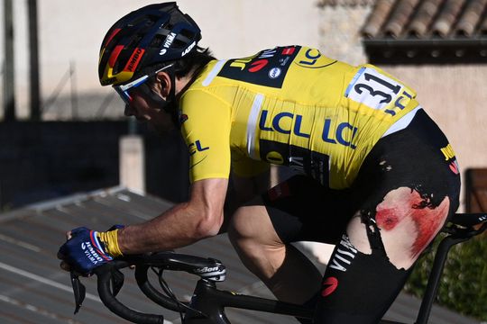 Gehavende Roglic ziet eindzege Parijs-Nice in laatste etappe uit z'n handen glippen