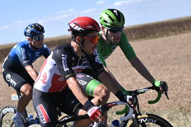 Ewan wint sprint in Tour de France, Van Aert krijgt kwak van Sagan