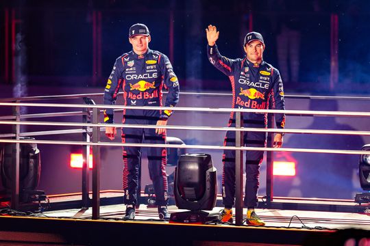 Max Verstappen is niet blij: 'Het liefst skip ik dit, voel me net een clown'