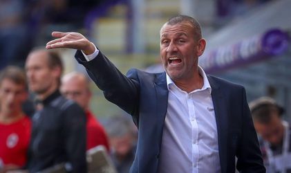 Trainer Davies alweer vertrokken bij Anderlecht