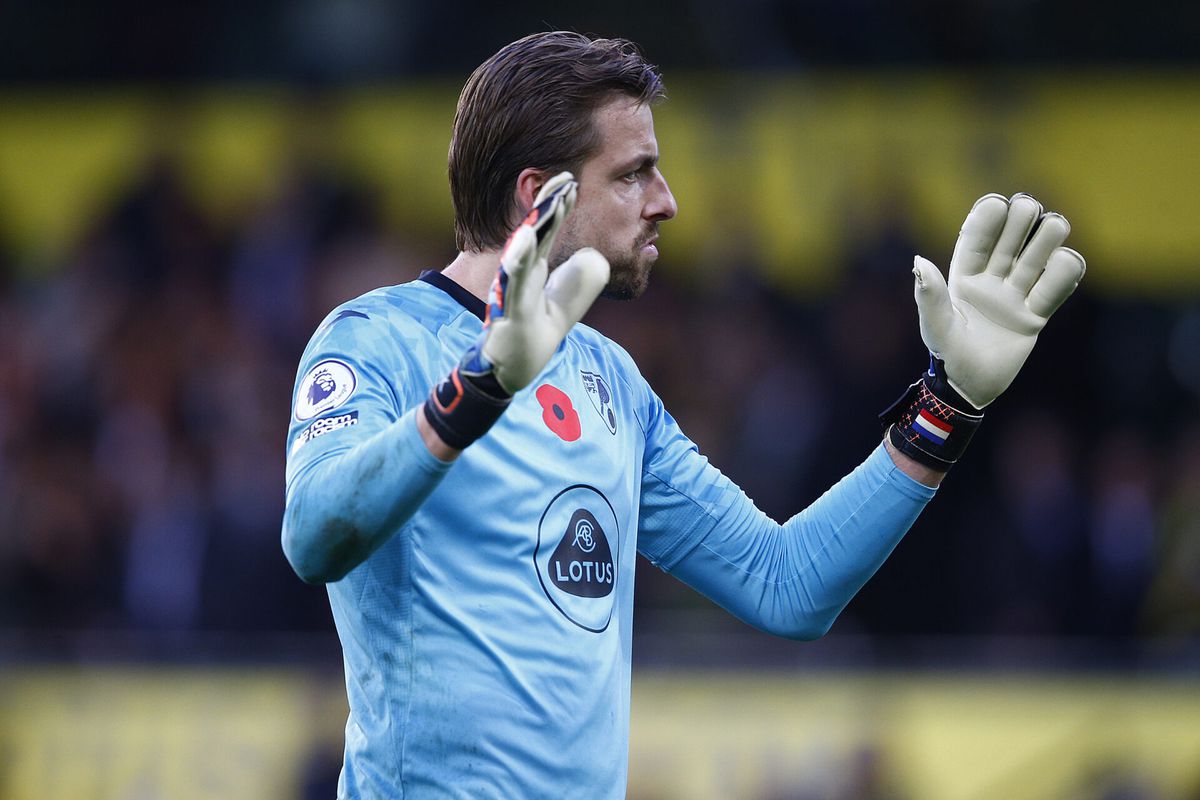 Koploper Chelsea verspeelt punten, Tim Krul wint met Norwich City voor het eerst