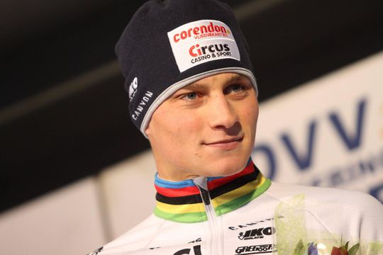 Mathieu van der Poel wint voor de 6de keer op rij in Diegem