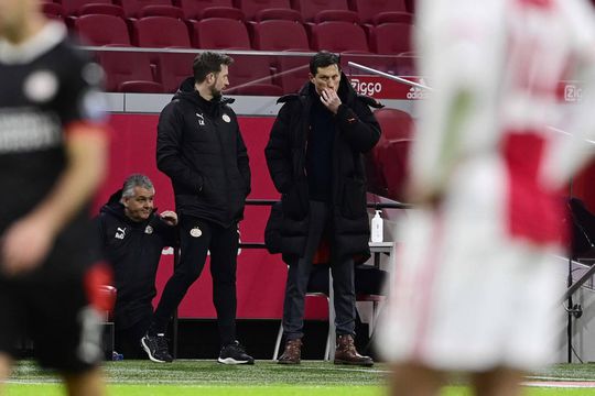 🎥 | Schmidt vond Ihattaren helemaal niet de beste PSV'er tegen Ajax