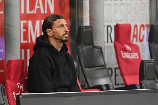 Zlatan Ibrahimovic is bescheiden als altijd: 'Ik ben beter dan Lionel Messi en Cristiano Ronaldo'