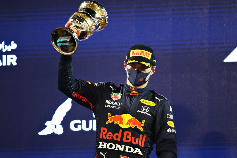 Deze straf had Verstappen gekregen als hij 1e plek NIET had afgestaan aan Hamilton