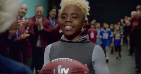 🎥 | NFL dropt ZIEKE commercial nét voor aftrap Super Bowl