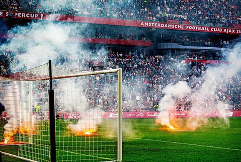 Minder pleuris rondom stadions dan seizoen eerder: ‘Krijgen er meer grip op’