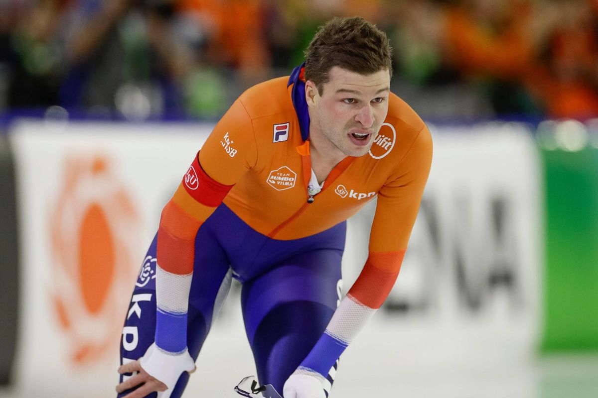 Kramer stopt 5000 meter in Calgary al na 3000 meter: 'Niet op tv, geen livestream'